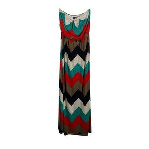 Trixxi Women's Chevron Sleeveless Maxi Dress Red Blue White Black Size S